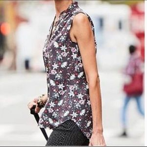 CAbi Plaza Sleeveless top Size Small